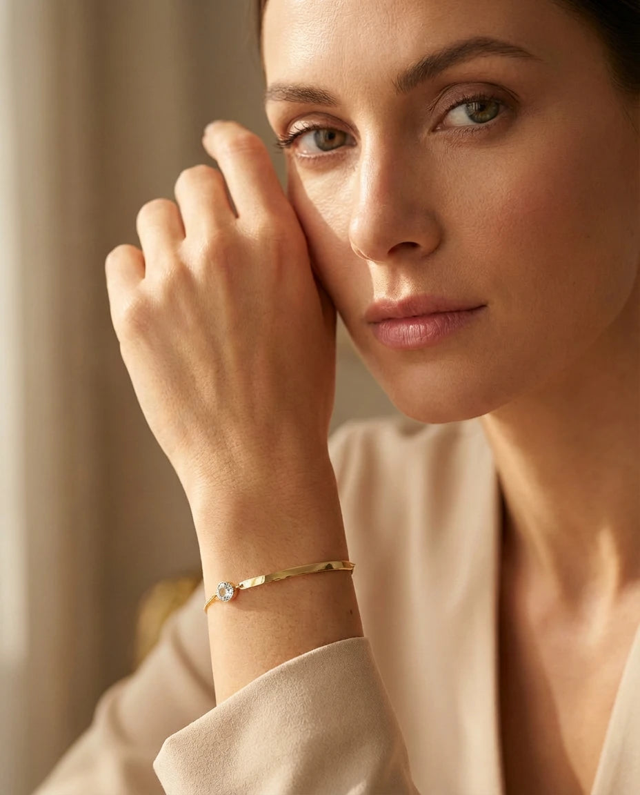narukvica 14k zuta pozlata beli cubic zirconia cirkon minimalisticka