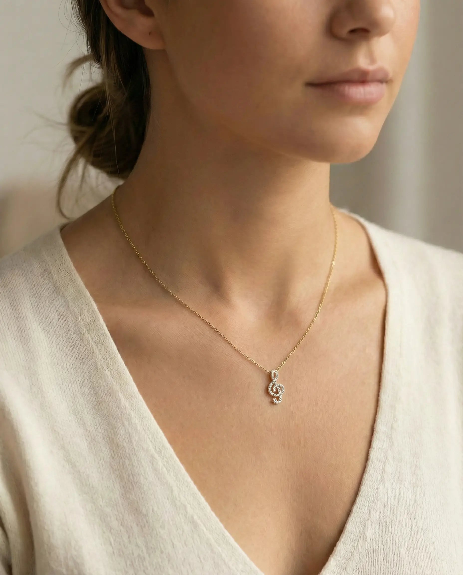 Image of Ogrlica violinski ključ cubic zirconia – ogrlica 14k pozlata