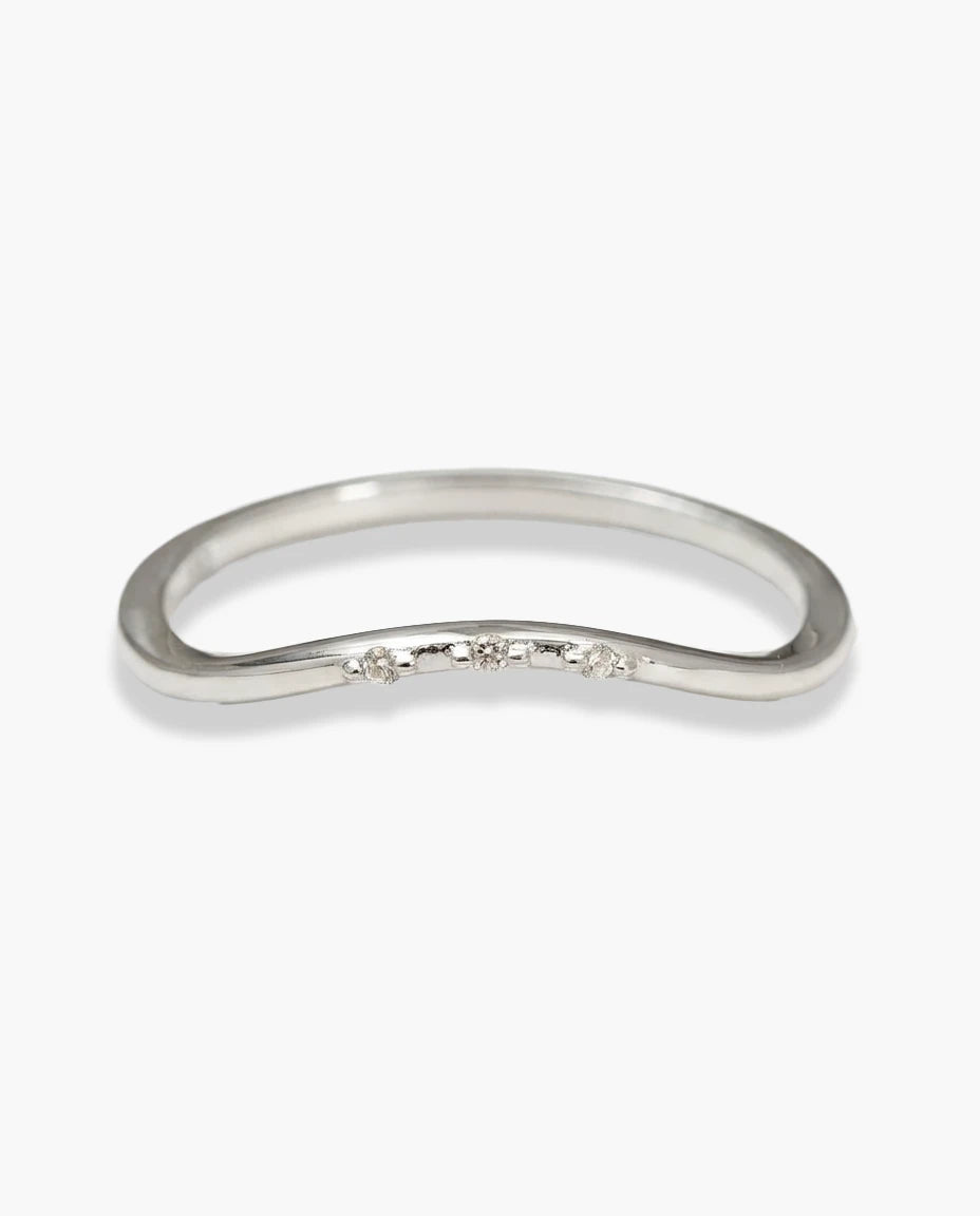 prsten srebro 925 rodijum talasasti dizajn sitni cubic zirconia cirkoni