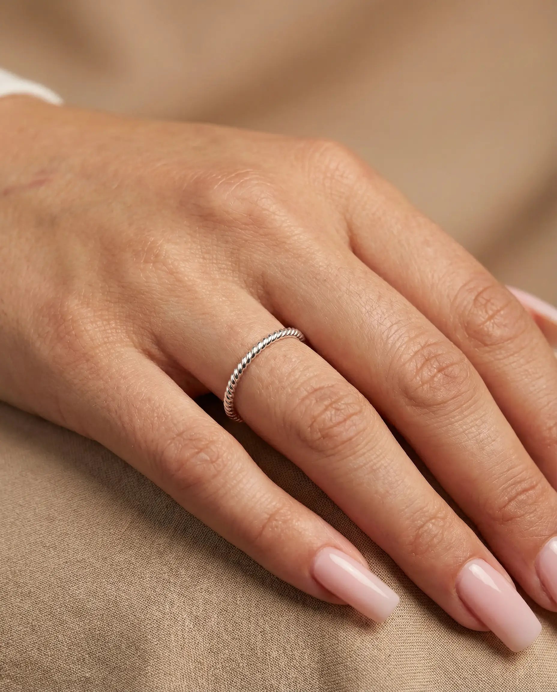 Image of srebrni prsten tanka spiralna burma od srebra 925