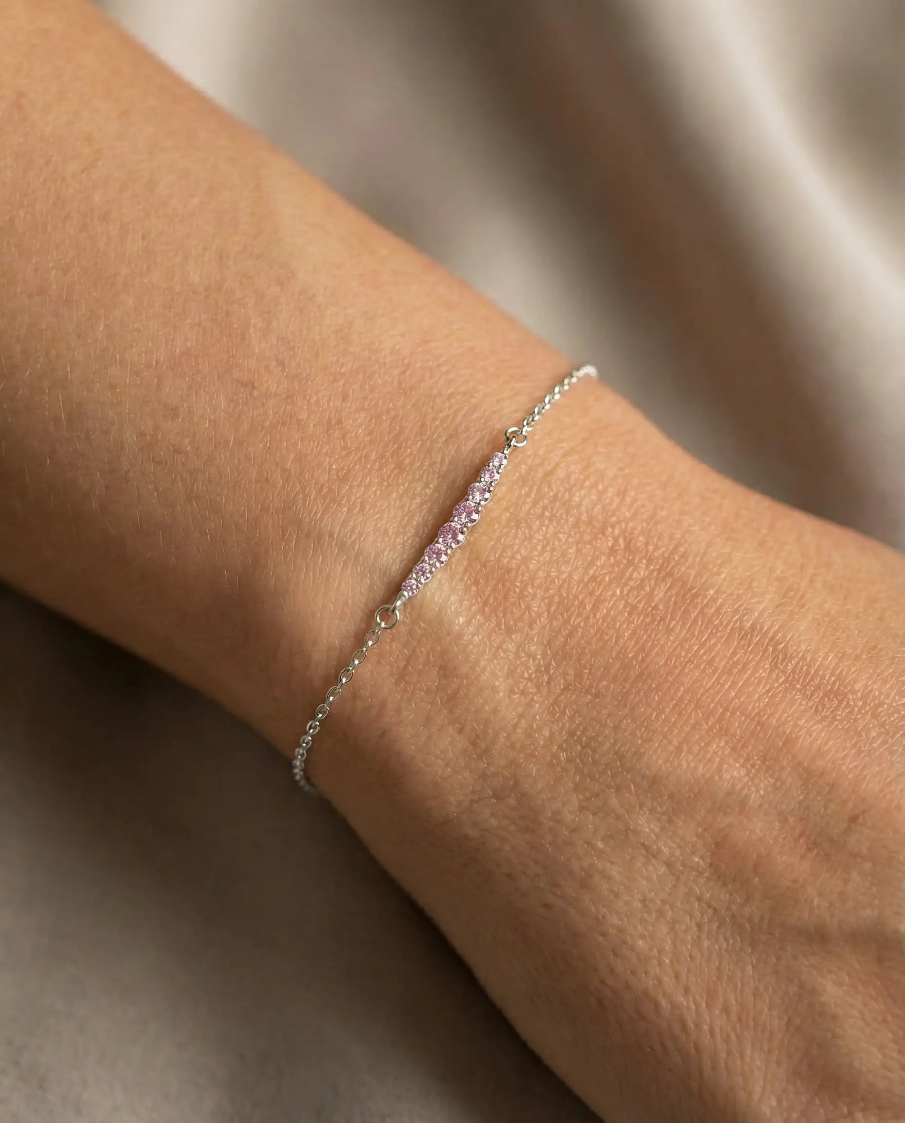 Image of narukvica rodijum roze cubic zirconia cirkoni