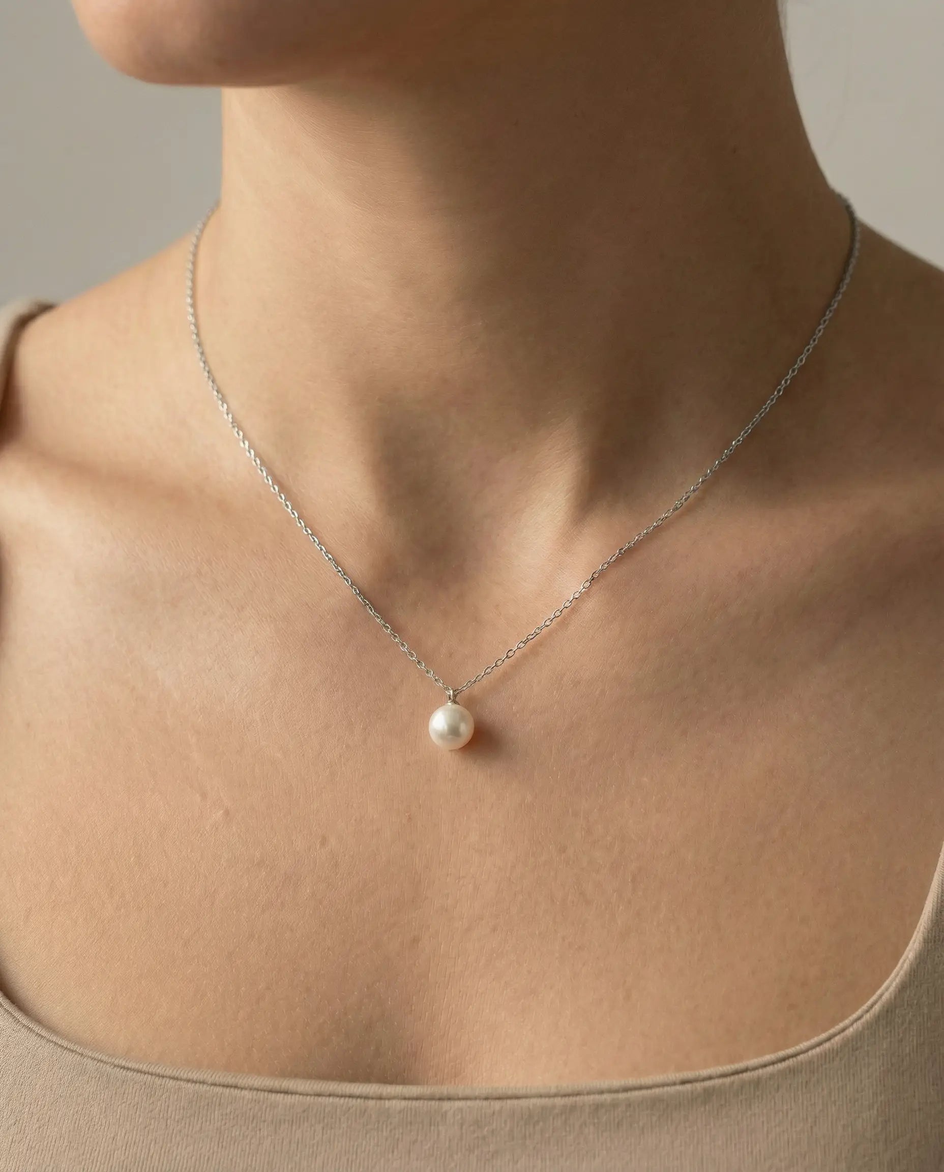 Image of Srebrna ogrlica biser – ogrlica rodijum