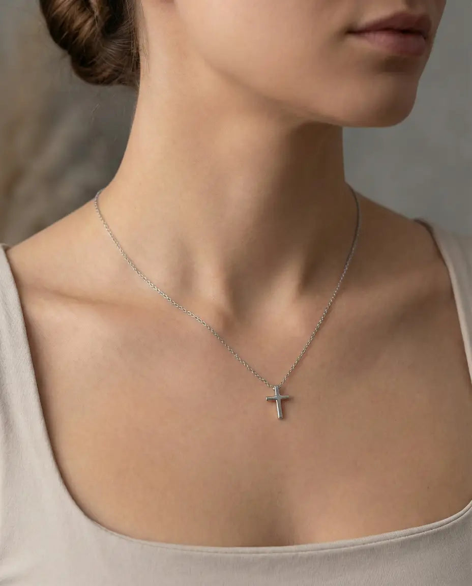 Image of Srebrna ogrlica krst minimal veliki – ogrlica rodijum