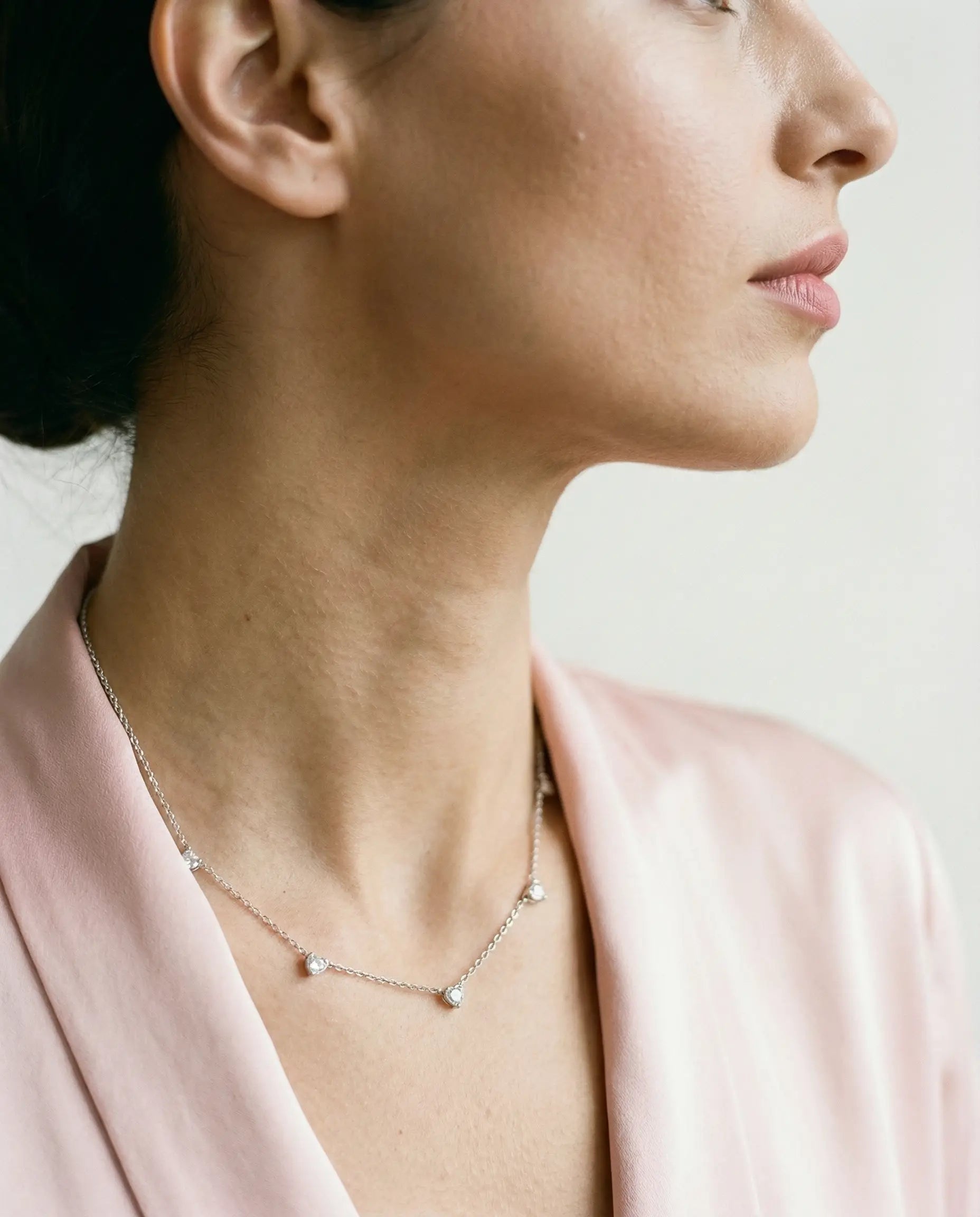 Srebrna ogrlica srca beli cubic zirconia – ogrlica rodijum