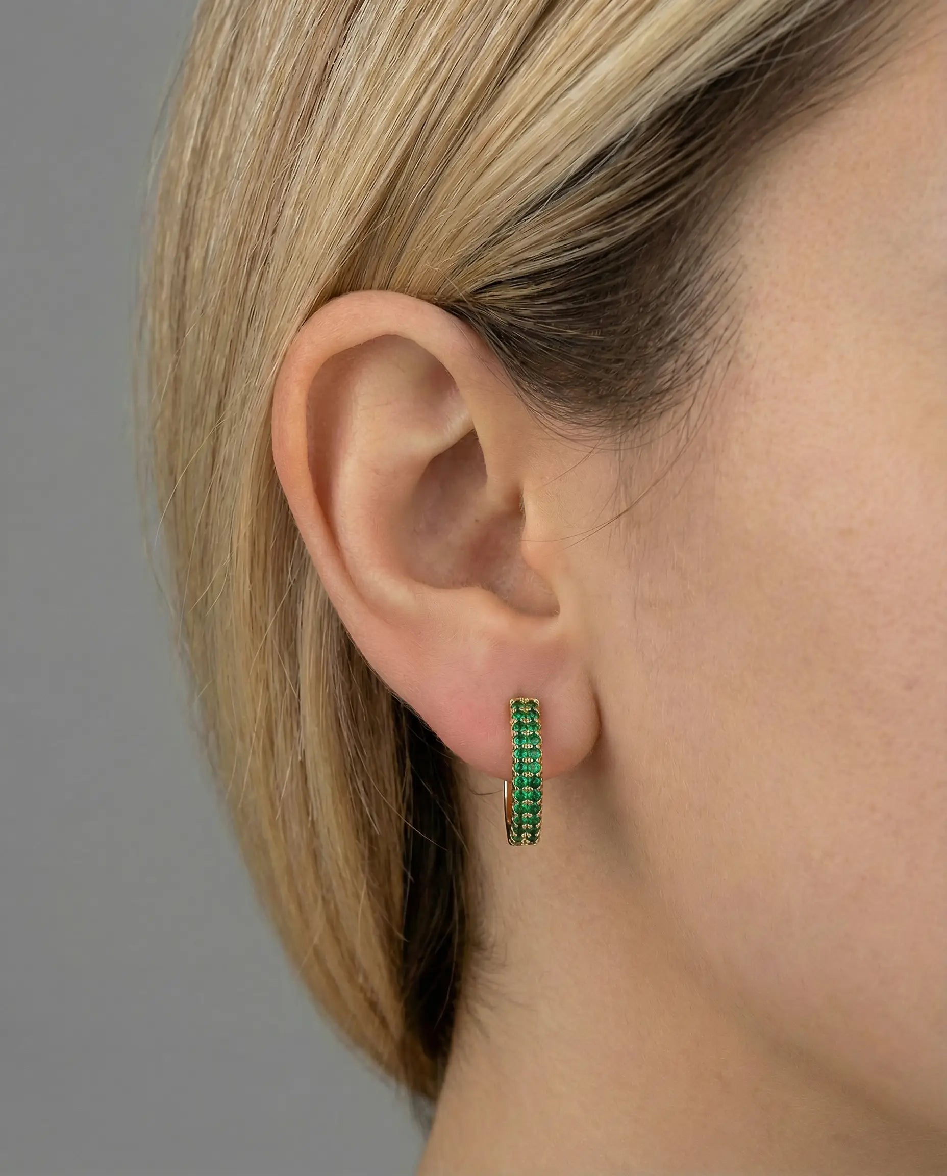 srebrne minđuše alke sa zelenim cirkonima 14k žuta pozlata