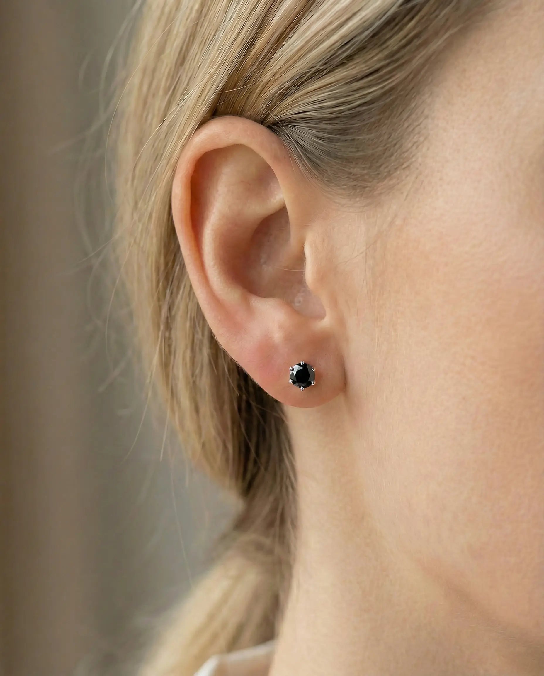 Image of Srebrne minđuše crni cirkon od 925 srebra